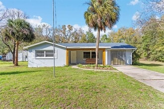 Building Photo - 20639 SW Rainbow Lakes Blvd