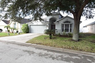 Building Photo - 233 Purslane Pass