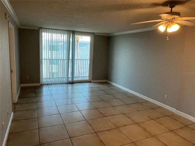 Foto del edificio - 2650 Coconut Bay Ln