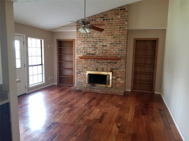 Building Photo - 1305 Clearview Dr