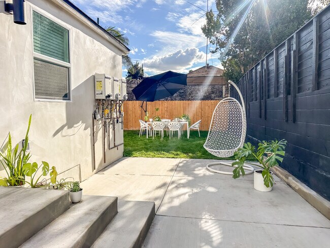 Foto del edificio - 3028 1st St