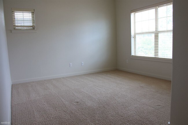 Foto del edificio - 665 NW Garswood Terrace