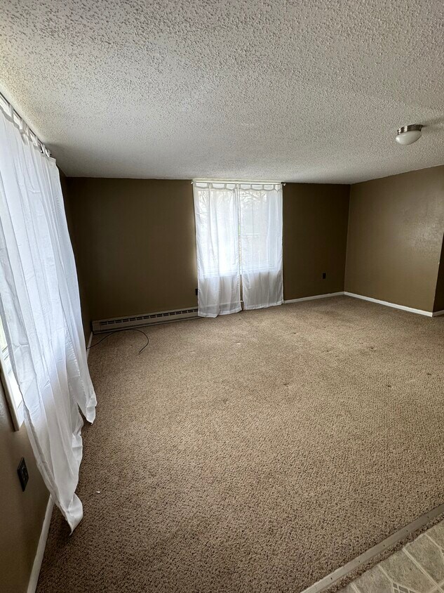 2681 Sanitarium Rd Unit Apt 3, Clifton Springs, NY 14432 Apartments