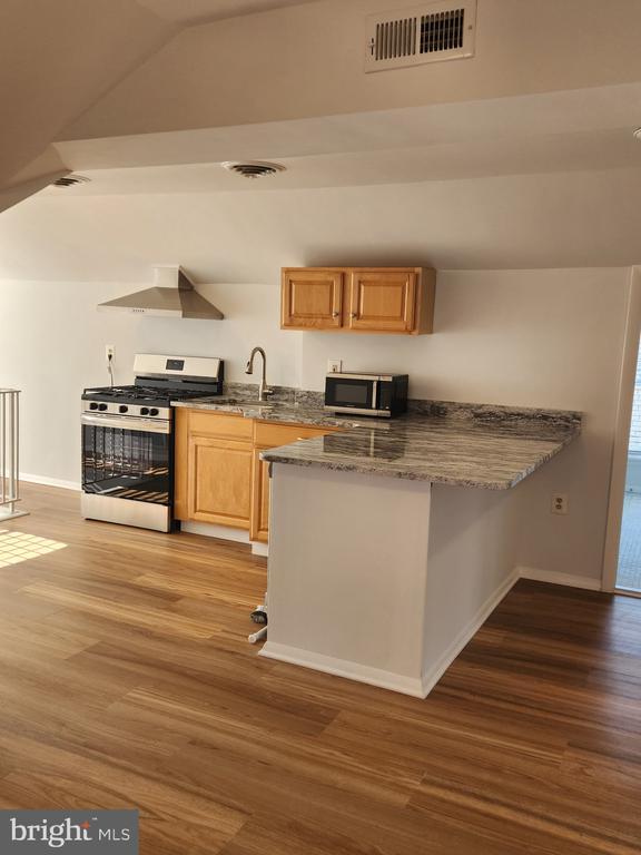 Building Photo - 809 Bay Ridge Ave