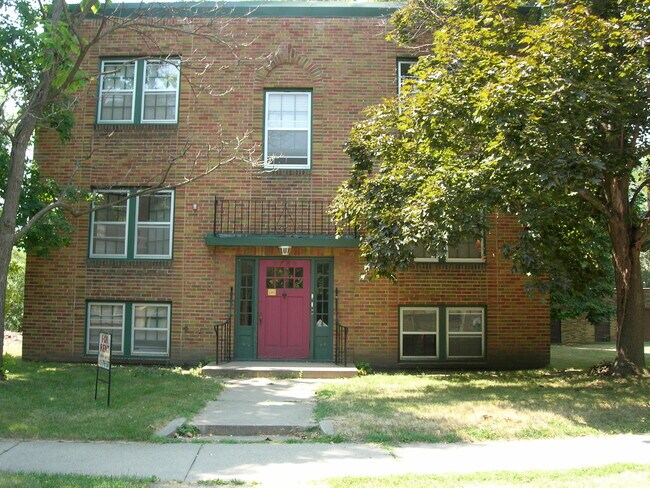 Foto del edificio - 2780 Xerxes Ave S