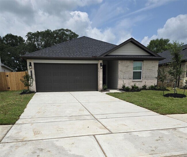 Foto del edificio - 5014 Cheery Cove Dr