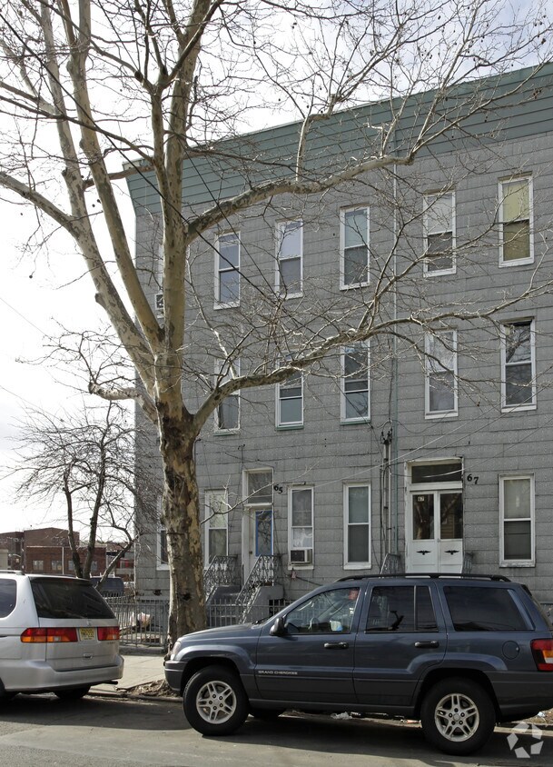 Building Photo - 65 Oakland Ave