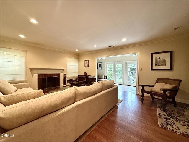 Foto del edificio - 1104 N Hidalgo Ave