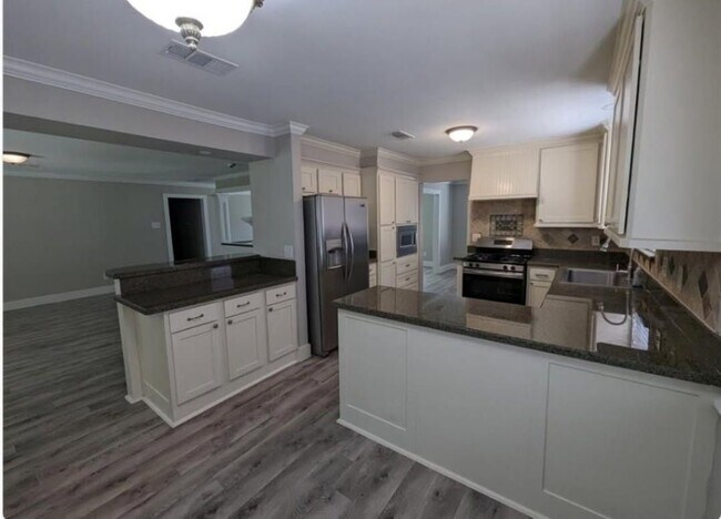 Foto del edificio - 6026 Warm Springs Rd