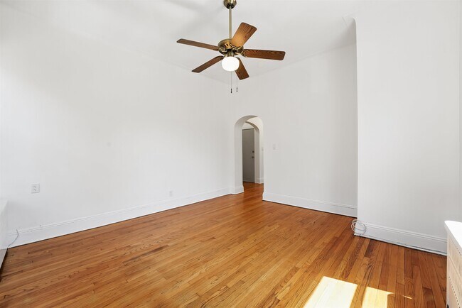 Foto del edificio - 457 Jersey Ave