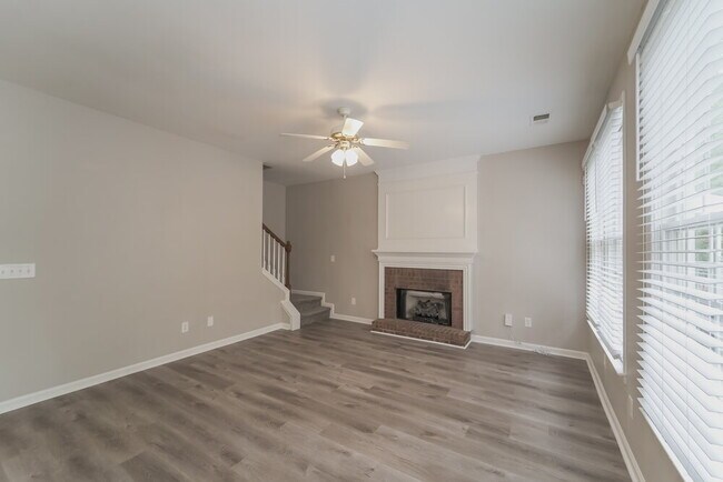 Building Photo - 3439 Arklow Rd