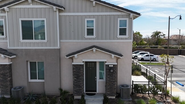 Photo - 16541 Wyndham Ln Townhome