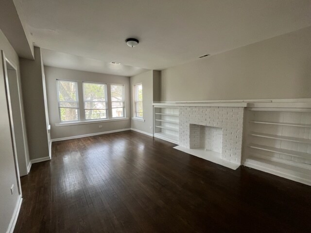 Primary Photo - 7711 S Evans Ave