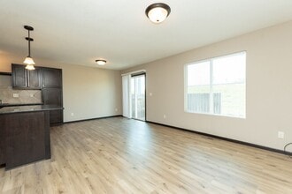 Building Photo - 11050 E Fawn Grove St