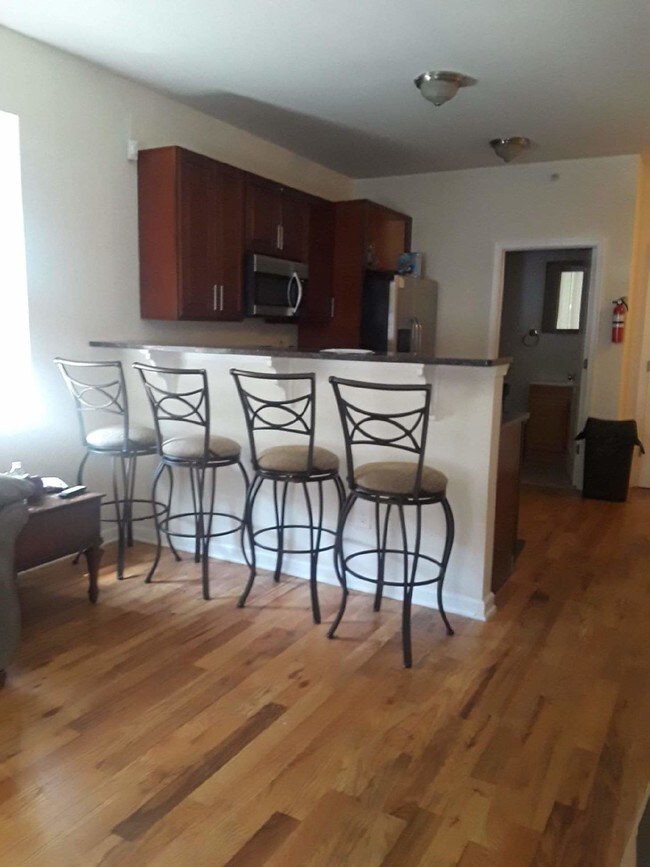 Foto del edificio - 2106 N 17th St