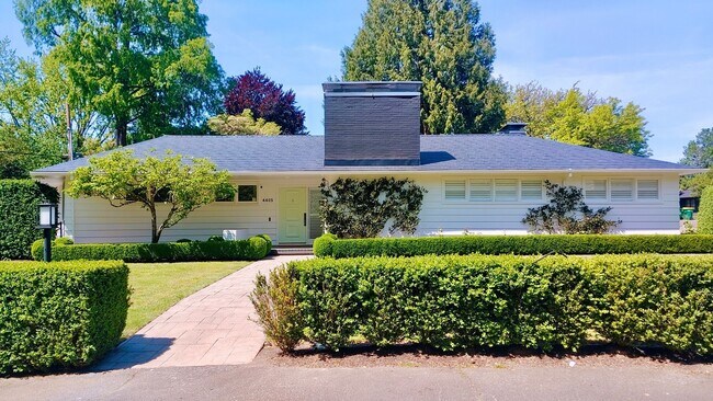 Building Photo - Broadmoor Mid-Century 3 Bedroom Ranch With...
