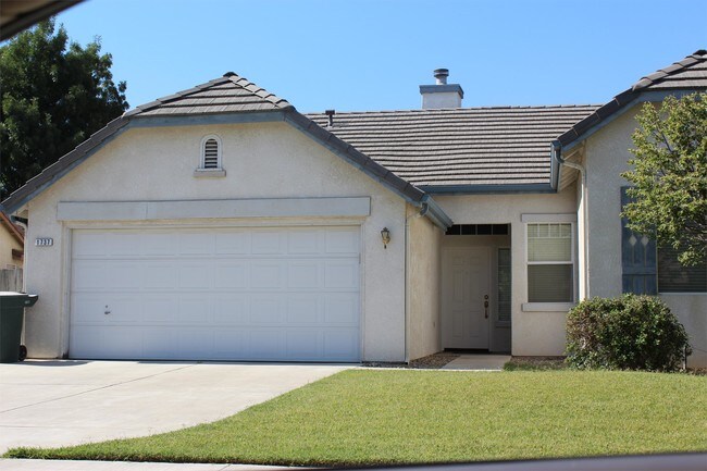 Building Photo - 1737 Fortress Way