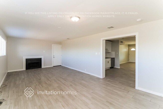Building Photo - 2332 W Orchid Ln