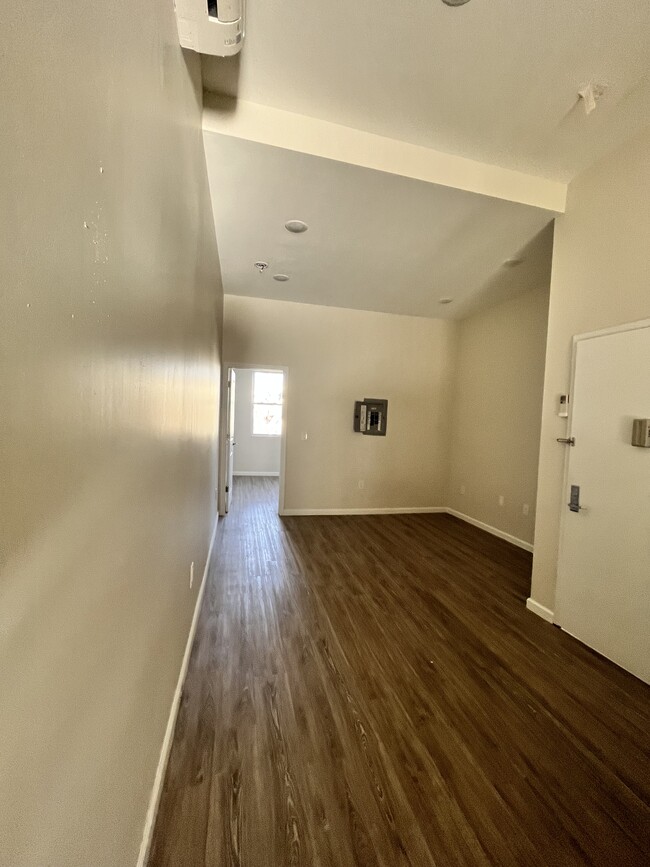 126 Saint Paul’s 3L - 129 Saint Pauls Ave