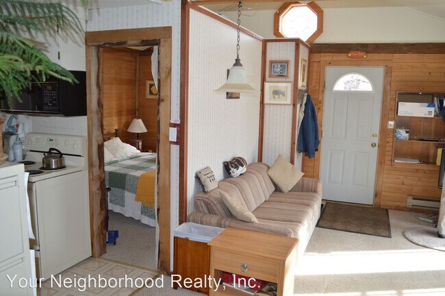 Foto del edificio - 1 br, 1 bath House - 413 Main St