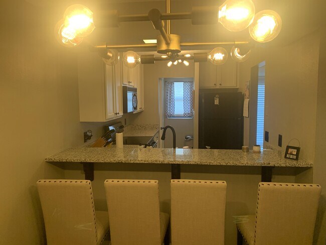 Foto del edificio - 2886 Plaza Terrace Dr