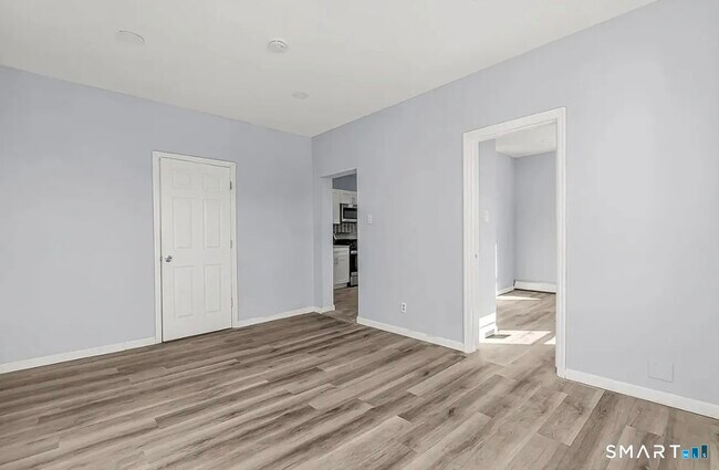 Foto del edificio - 1220 Pembroke St