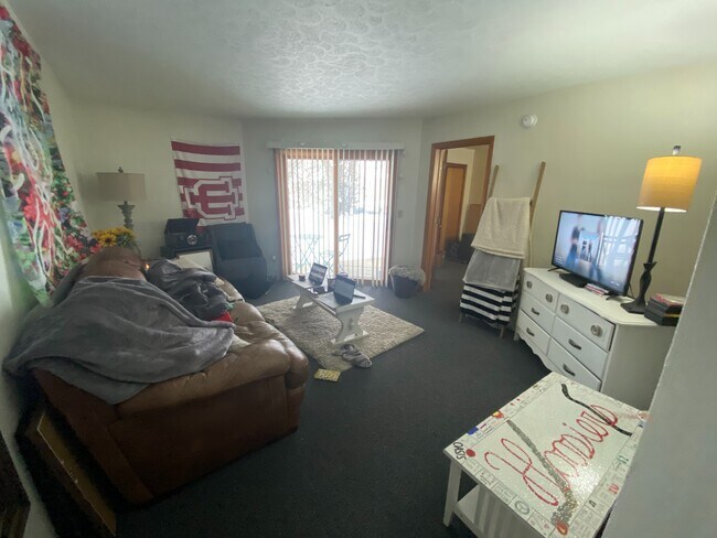 Foto del edificio - 517 E Smith Ave