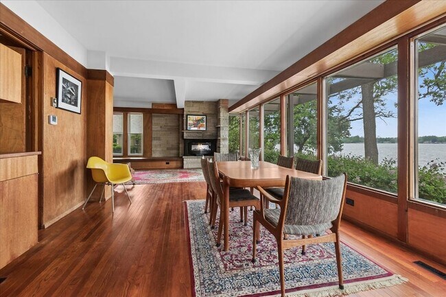 Foto del edificio - 35 Lakeview Pl