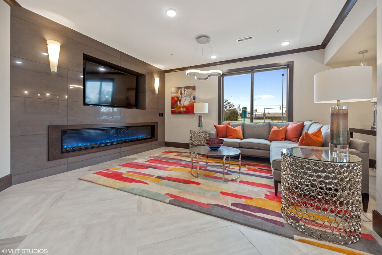 The Monarch Apartments in Des Plaines, IL