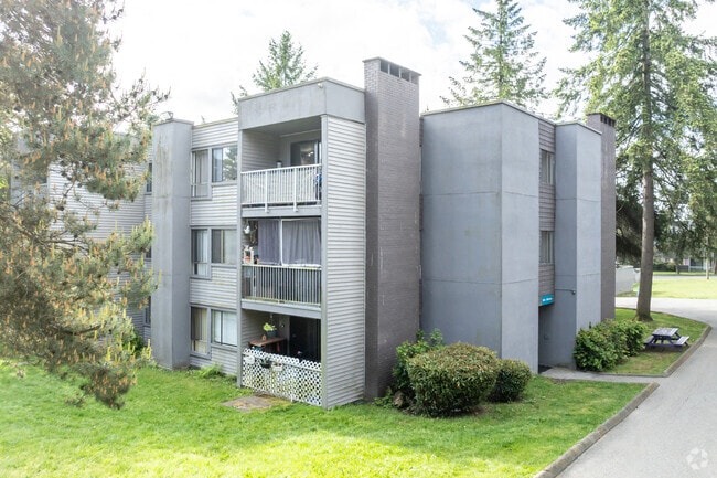 Building Photo - Pacific Park Apartments