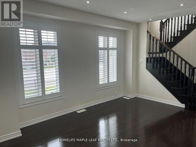 Building Photo - 14 Nightland Ct