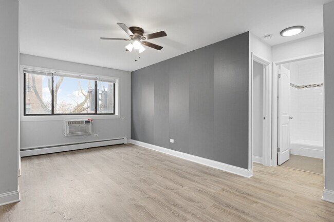 Foto del edificio - 6001 N Kenmore Ave