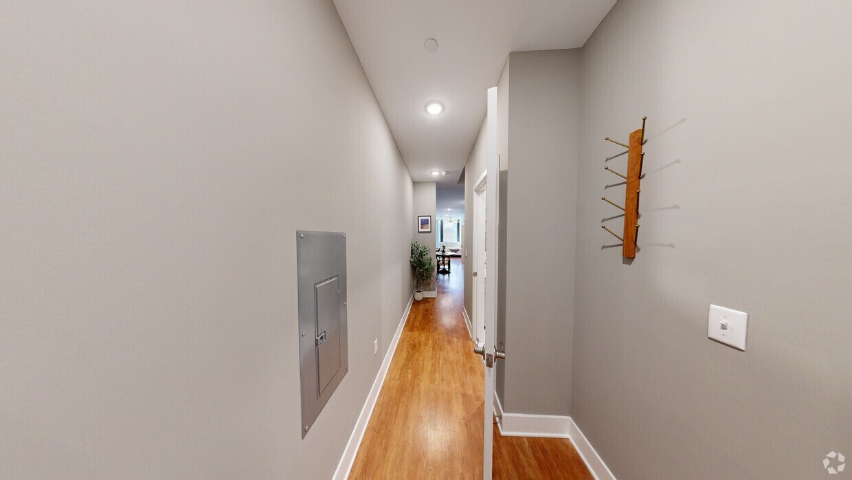 Photo - 300 W Fayette St (Baltimore, MD) Apartments