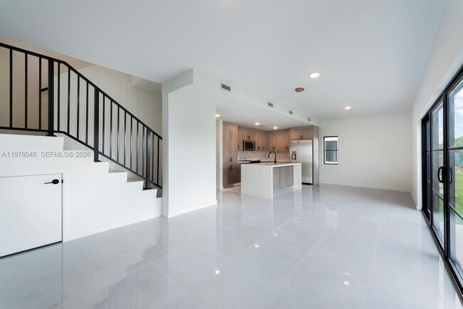 Foto del edificio - 1344 NW 2nd Ter
