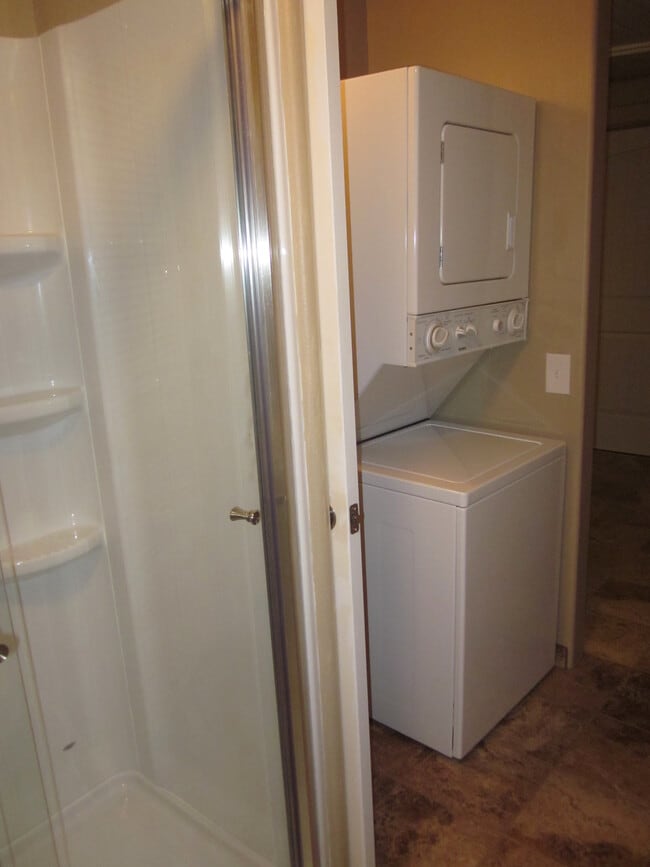 Washer & Dryer in apartment - 120 Simpson Rd