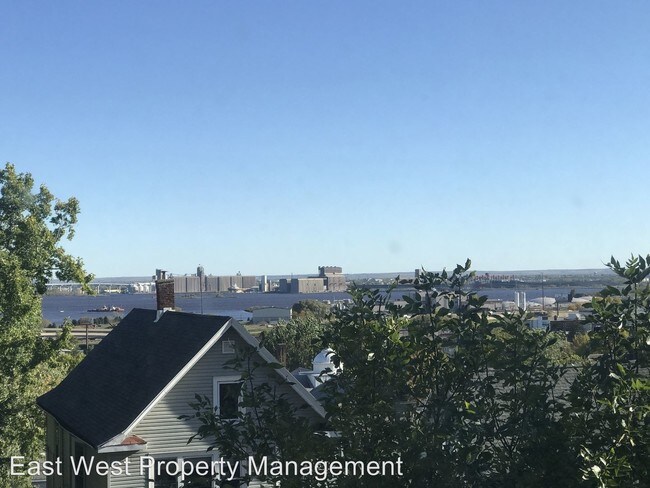 Foto del edificio - 2125 W 4th St