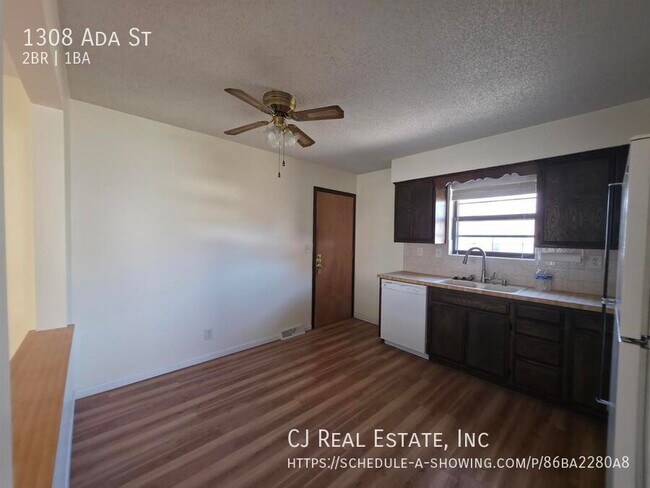 Foto del edificio - 1308 Ada St