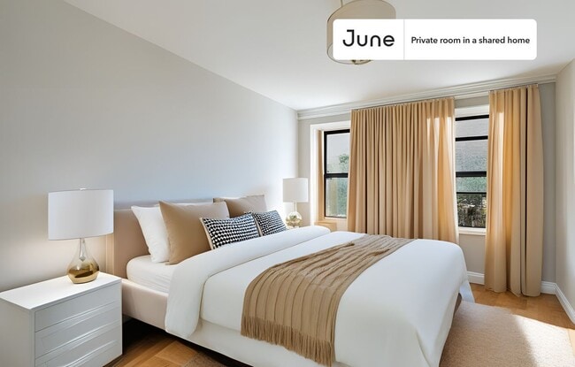 Room in Shared 4 bed/1 bath home - Room in Shared 4 bed/1 bath home