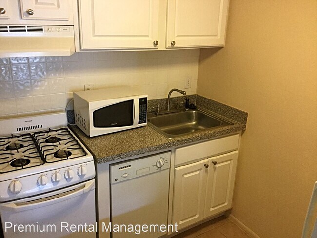 Foto del edificio - 1 br, 1 bath House - 133 Oyster Bay Cir Un...