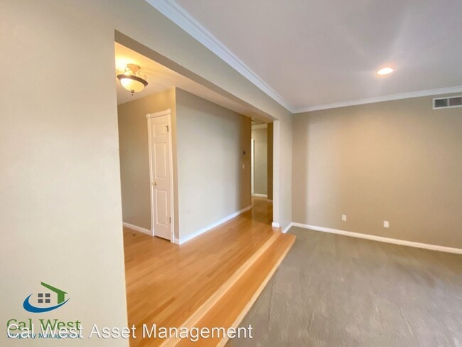 Building Photo - 4 br, 2 bath House - 5960 Arabian Court