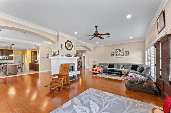 Building Photo - 4140 Primrose Dr