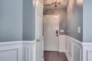 Building Photo - 609 Dunrobin Ln