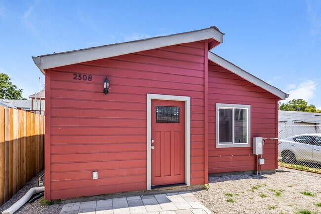 Foto del edificio - 2508 Linden St