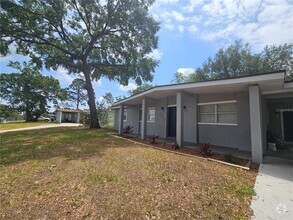 Building Photo - 6020 Beechmont Blvd