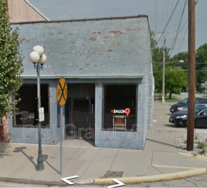 Building Photo - 222 S Central Ave