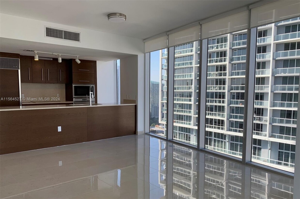 Foto principal - 475 Brickell Ave