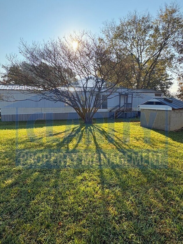 Primary Photo - Single-level two bedroom in Old Fort