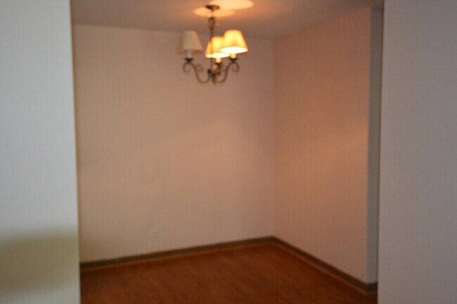 Foto del edificio - 845 Westmoreland Dr