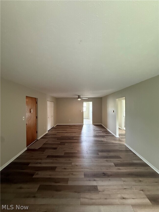 Foto del edificio - 2520 Flintridge Dr