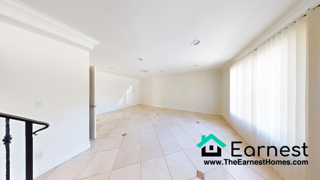 Foto del edificio - 2nd Month Free Rent! Charming Detached 4-B...